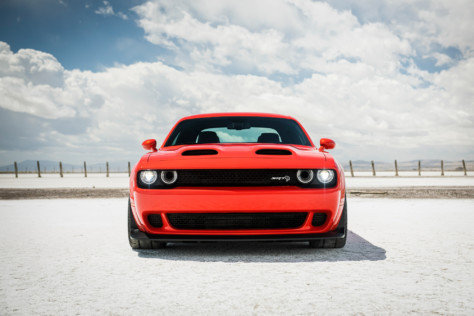 dodge-unveils-807-hp-2020-challenger-srt-super-stock-2020-07-02_17-58-13_690963