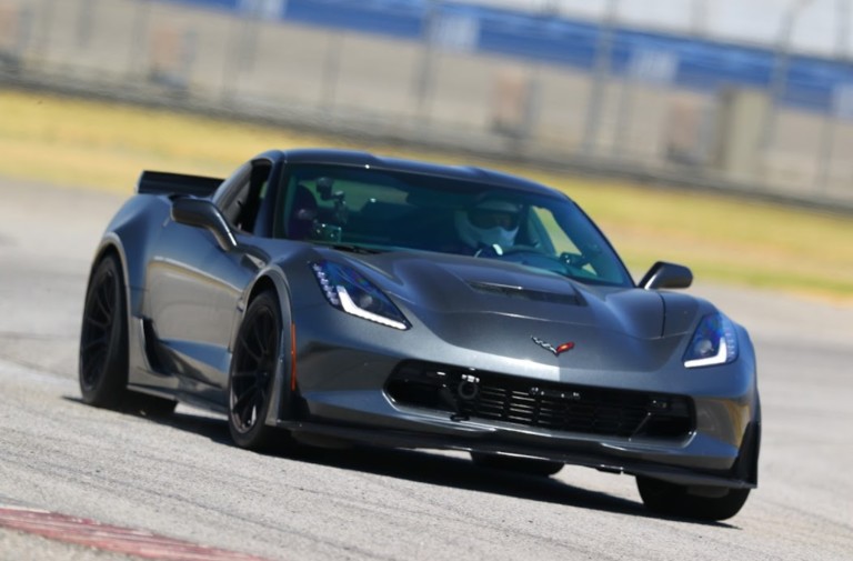 Video: Drifty C7 Grand Sport Passes Ferrari 488 Challenge At 140 MPH