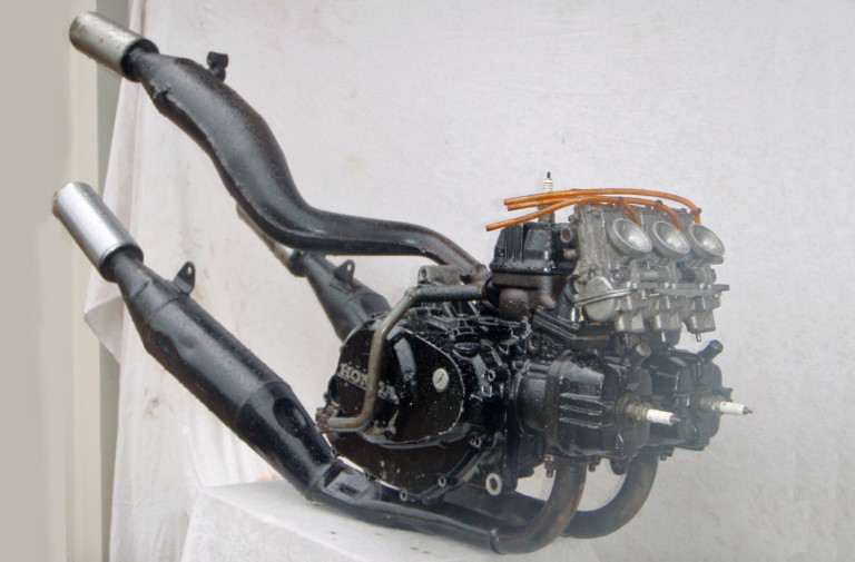 Video: Four Of The Strangest Three-Cylinder Engines Ever