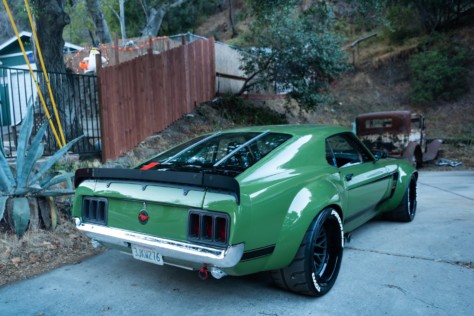 when-form-follows-function-you-get-the-ruffian-2020-11-14_15-20-15_930091