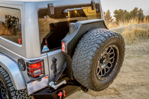 Power Pack: TITAN Fuel Tanks Trail Trekker II Install