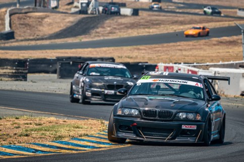 Video: Touring Car Shoved Off Track In Front Of Checkered Flag!
