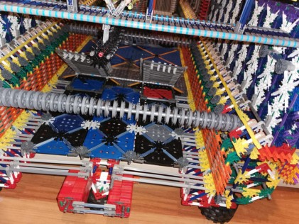 australia-man-builds-life-size-hot-rods-out-of-1000s-of-knex-2021-01-14_15-34-29_229134