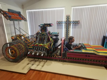 australia-man-builds-life-size-hot-rods-out-of-1000s-of-knex-2021-01-14_15-34-46_048174