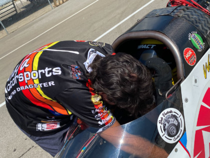 behind-the-scenes-what-it-takes-to-race-an-afuel-dragster-2021-01-22_13-38-18_590084
