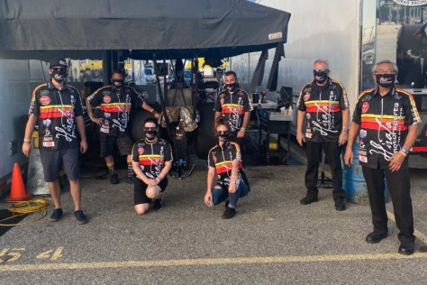 behind-the-scenes-what-it-takes-to-race-an-afuel-dragster-2021-01-22_13-38-25_245913