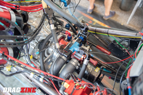 behind-the-scenes-what-it-takes-to-race-an-afuel-dragster-2021-01-22_13-39-02_913784