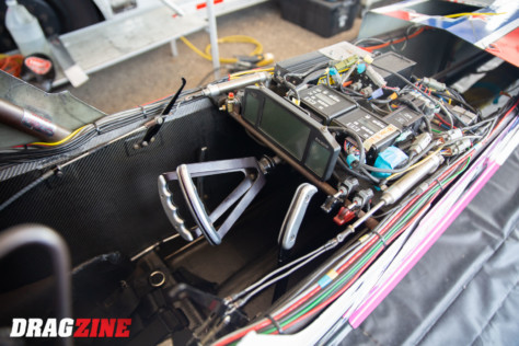 behind-the-scenes-what-it-takes-to-race-an-afuel-dragster-2021-01-22_13-39-13_045725