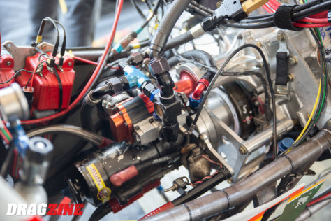 behind-the-scenes-what-it-takes-to-race-an-afuel-dragster-2021-01-22_13-39-19_681986