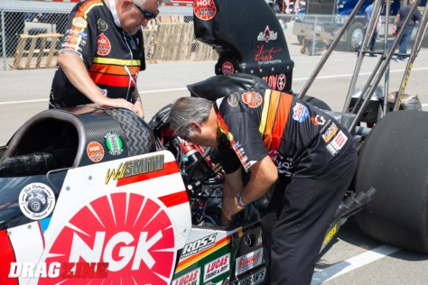 behind-the-scenes-what-it-takes-to-race-an-afuel-dragster-2021-01-22_13-39-26_405557
