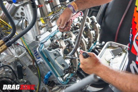 behind-the-scenes-what-it-takes-to-race-an-afuel-dragster-2021-01-22_13-40-40_734239