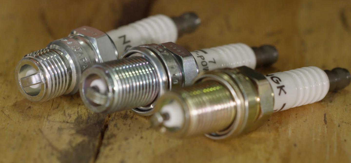 Choosing The Right Spark Plugs For Dart Heads With Dart University