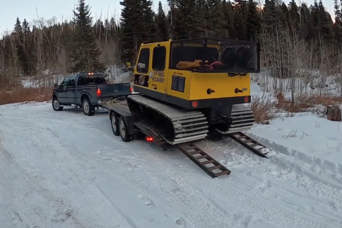 Video: Snow Cat Comes To The Rescue