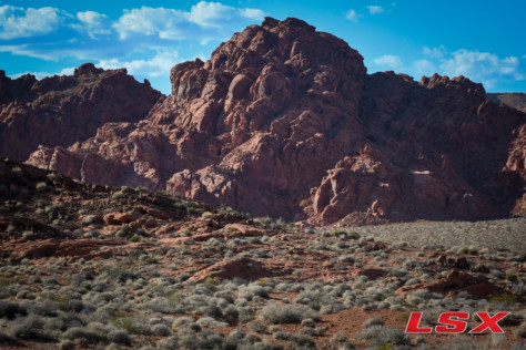 lsx-magazine-valley-of-fire-cruise-kicks-off-ls-fest-west-2021-04-22_23-19-33_030587