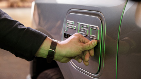 f-150-lightning-charges-into-the-future-as-all-electric-pickup-2021-05-19_13-24-56_547072