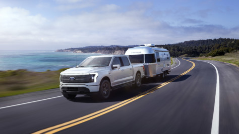 f-150-lightning-charges-into-the-future-as-all-electric-pickup-2021-05-19_13-25-18_090588