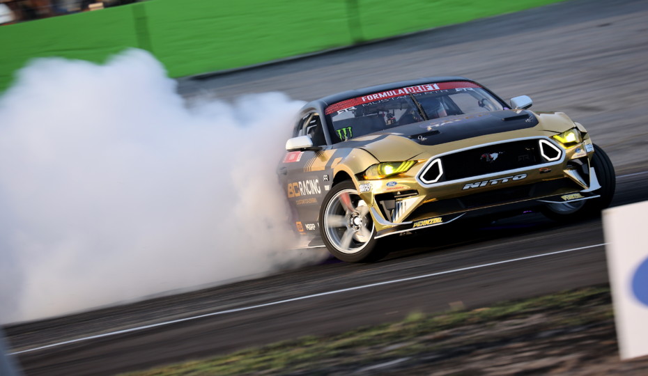 Mustang Drivers Dominate At Formula Drift Round 2 In Orlando