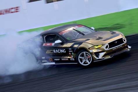 mustang-drivers-dominate-at-formula-drift-round-2-in-orlando-2021-05-24_14-16-48_002976
