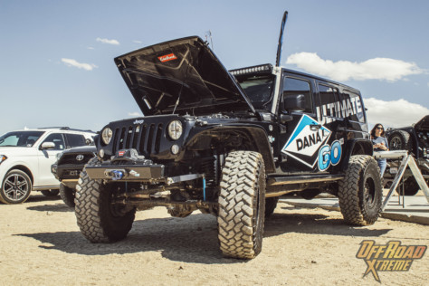 olaf-desert-cleanup-overlanding-can-ams-bbq-and-good-stewardship-2021-05-04_17-15-25_274515
