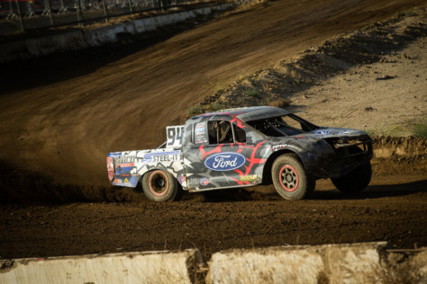 a-short-course-race-weekend-off-roading-with-christopher-polvoorde-2021-06-17_11-00-19_433176