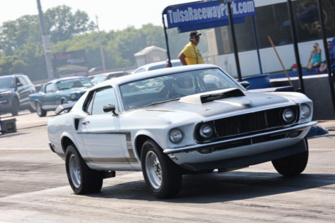 blue-oval-muscle-flexes-at-the-mid-america-ford-amp-shelby-nationals-2021-06-24_08-54-11_089375