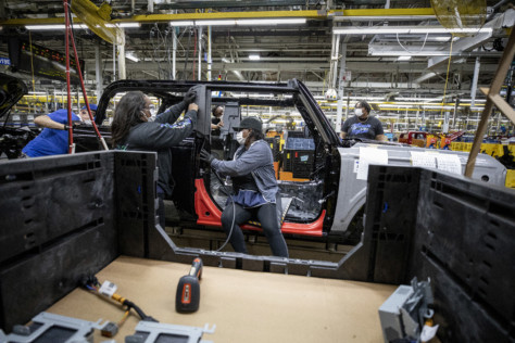 ford-bronco-production-commences-where-it-all-began-2021-06-18_10-57-20_322489