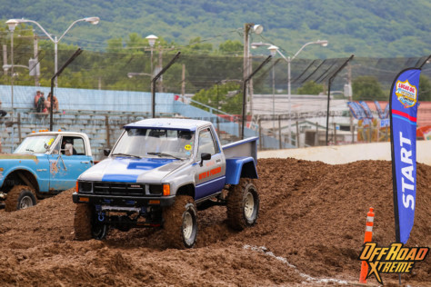bloomsburg-4-wheel-jamboree-fueled-by-hundreds-of-truck-enthusiast-2021-07-30_13-26-02_806668