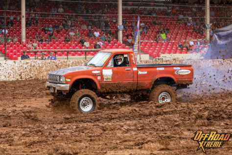 bloomsburg-4-wheel-jamboree-fueled-by-hundreds-of-truck-enthusiast-2021-07-30_13-26-32_675515