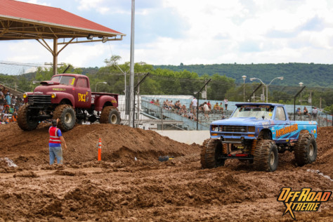 bloomsburg-4-wheel-jamboree-fueled-by-hundreds-of-truck-enthusiast-2021-07-30_13-26-55_955604