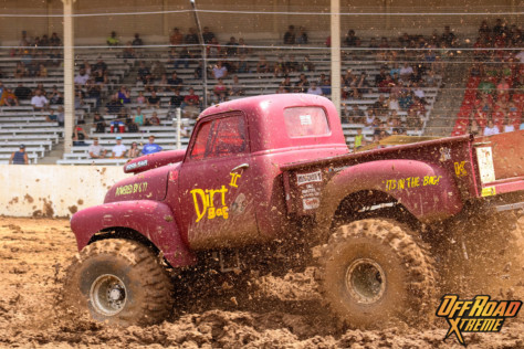 bloomsburg-4-wheel-jamboree-fueled-by-hundreds-of-truck-enthusiast-2021-07-30_13-27-38_658681