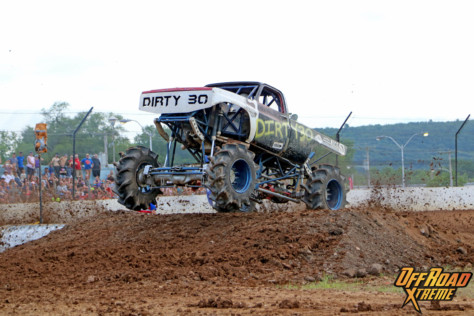 bloomsburg-4-wheel-jamboree-fueled-by-hundreds-of-truck-enthusiast-2021-07-30_13-28-35_760731