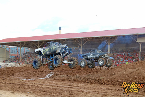 bloomsburg-4-wheel-jamboree-fueled-by-hundreds-of-truck-enthusiast-2021-07-30_13-29-01_028726