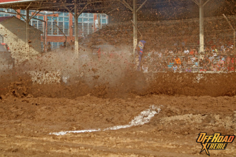 bloomsburg-4-wheel-jamboree-fueled-by-hundreds-of-truck-enthusiast-2021-07-30_13-29-47_694015