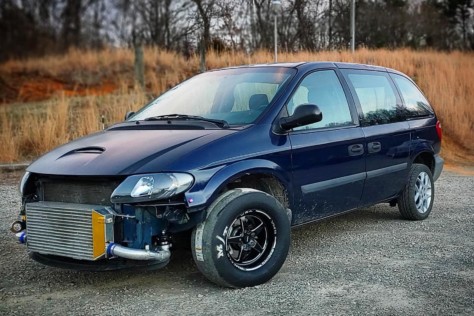 mighty-minivan-dakota-arnolds-srt4-powered-dodge-caravan-2021-07-12_09-43-22_389648