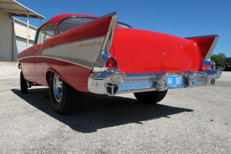 old-school-cool-57-chevy-glamour-gasser-2021-07-06_08-58-33_423109