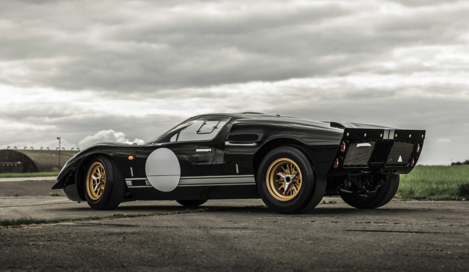The Future (And Now The Past) Is Electric: Everatti/Superformance GT