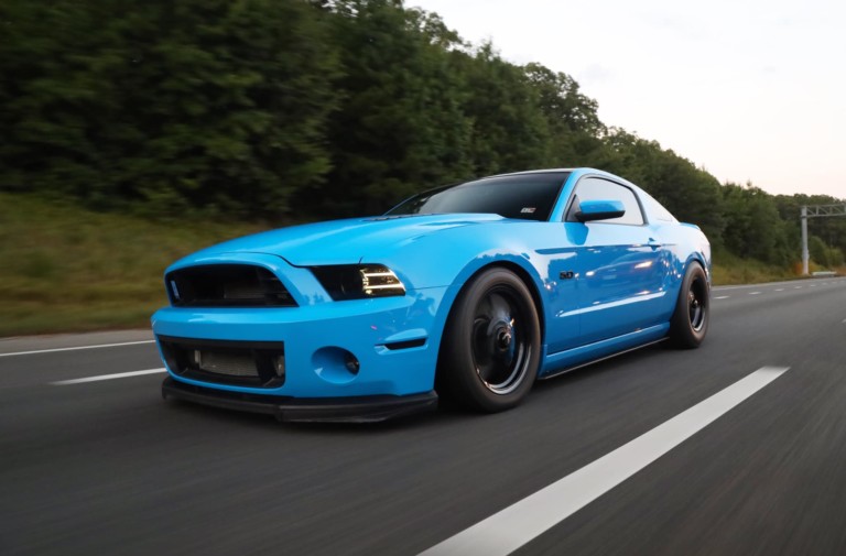 Vengeance Twin-Disc Clutch Install into 700-Horsepower S197
