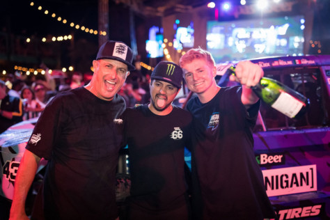 ken-block-1100hp-trophy-truck-revealed-at-a-massive-beach-party-2021-08-03_13-45-08_457470