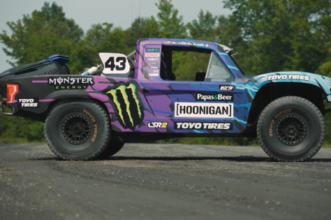 ken-block-races-hoonigan-trophy-truck-against-his-subaru-rally-racer-2021-08-19_12-46-14_493081