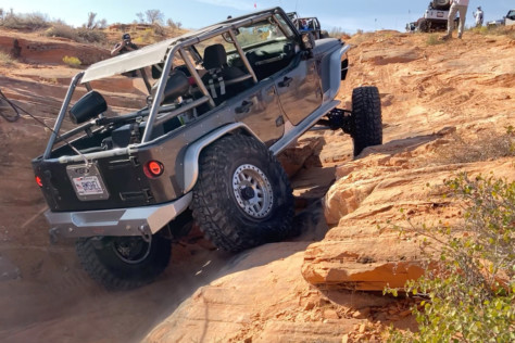 a-bulletproof-bombshell_jku-4x4-with-genright-offroad-elite-kit-2021-09-14_10-51-15_514640