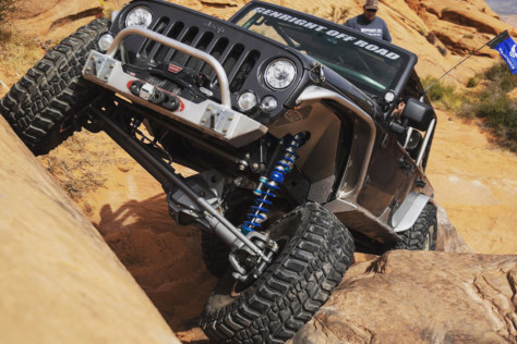 a-bulletproof-bombshell_jku-4x4-with-genright-offroad-elite-kit-2021-09-14_10-51-41_369833