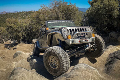 a-bulletproof-bombshell_jku-4x4-with-genright-offroad-elite-kit-2021-09-14_10-52-24_003619