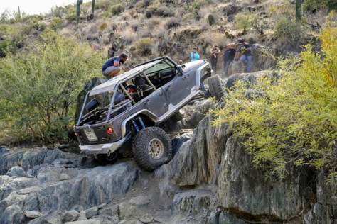 a-bulletproof-bombshell_jku-4x4-with-genright-offroad-elite-kit-2021-09-14_10-52-32_333072
