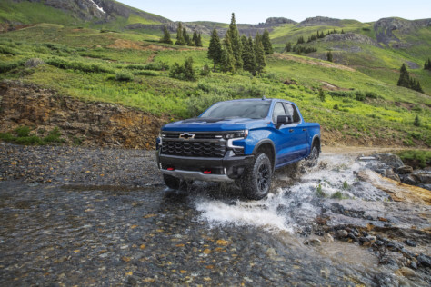 zr2-flagship-revealed-in-all-new-2022-chevrolet-silverado-lineup-2021-09-09_13-03-52_562925
