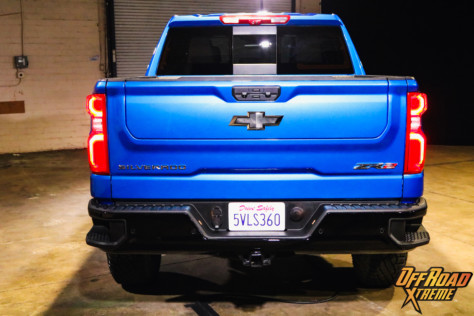 zr2-flagship-revealed-in-all-new-2022-chevrolet-silverado-lineup-2021-09-09_13-06-46_597187
