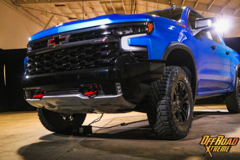 zr2-flagship-revealed-in-all-new-2022-chevrolet-silverado-lineup-2021-09-09_13-08-05_432052