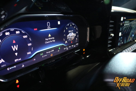 zr2-flagship-revealed-in-all-new-2022-chevrolet-silverado-lineup-2021-09-09_13-11-03_126131