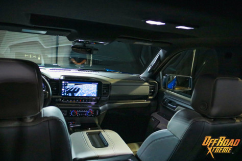 zr2-flagship-revealed-in-all-new-2022-chevrolet-silverado-lineup-2021-09-09_13-11-37_155683