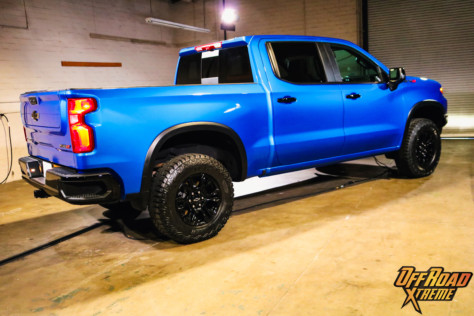 zr2-flagship-revealed-in-all-new-2022-chevrolet-silverado-lineup-2021-09-09_13-15-27_409192