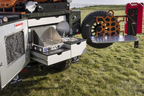 ford-expedition-timberline-off-grid-concept-revealed-2021-10-13_14-51-24_925981